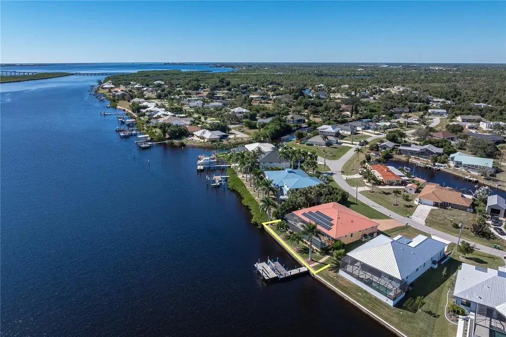 3572 Peace River Drive Punta Gorda FL 33983