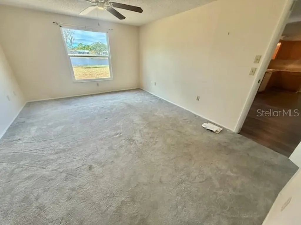 440 Lakeview Drive Oldsmar FL 34677