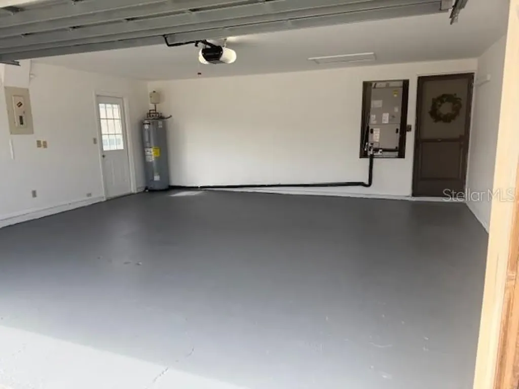 440 Lakeview Drive Oldsmar FL 34677