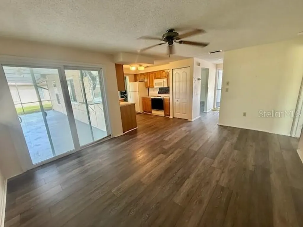 440 Lakeview Drive Oldsmar FL 34677