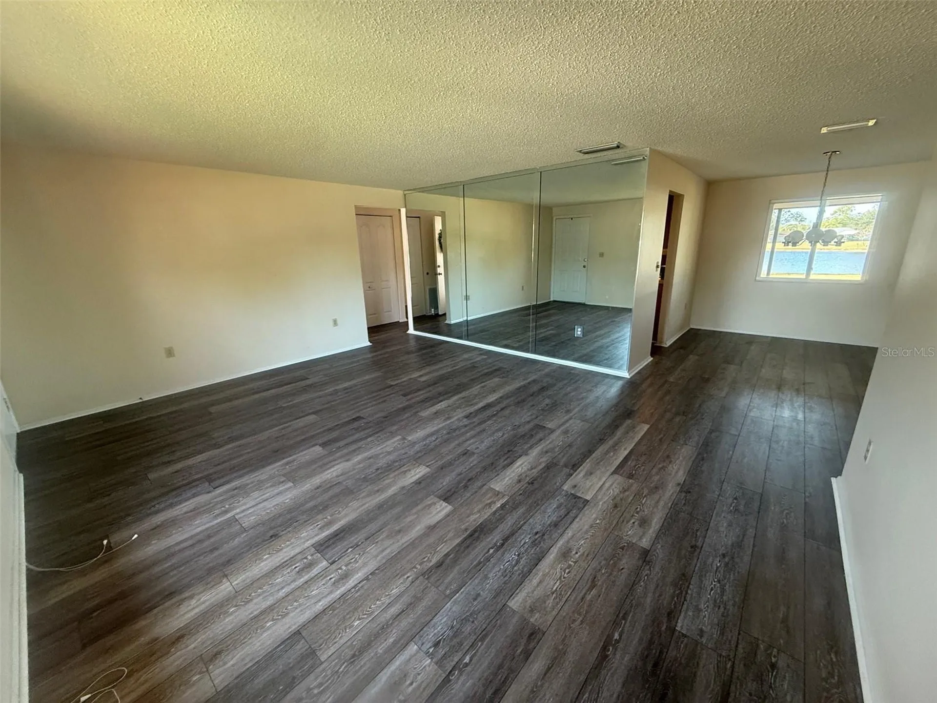 440 Lakeview Drive Oldsmar FL 34677