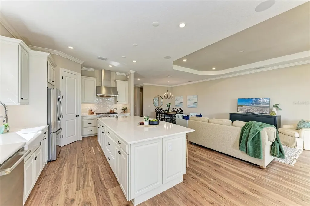10144 Morning Mist Lane Sarasota FL 34241