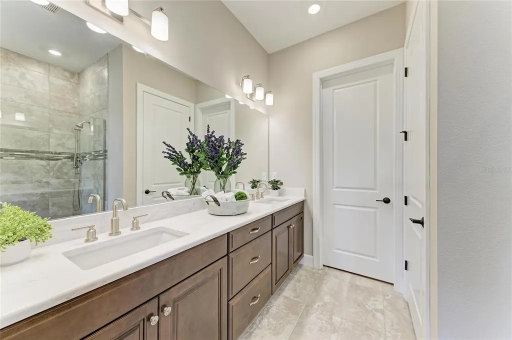 10144 Morning Mist Lane Sarasota FL 34241