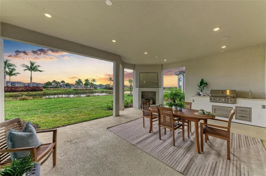 10144 Morning Mist Lane Sarasota FL 34241