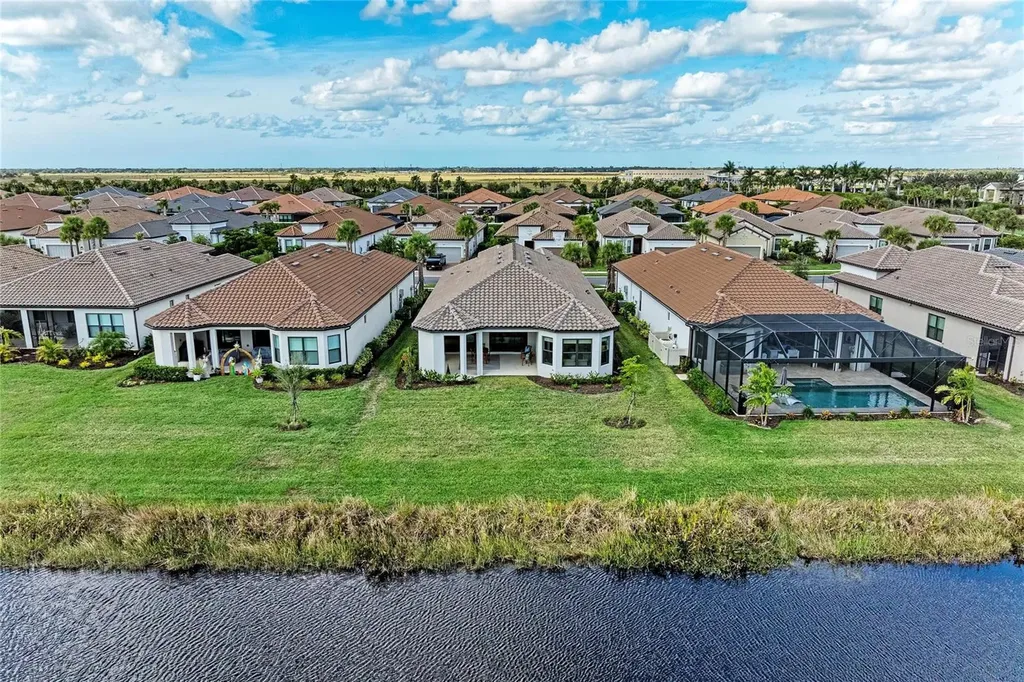 10144 Morning Mist Lane Sarasota FL 34241