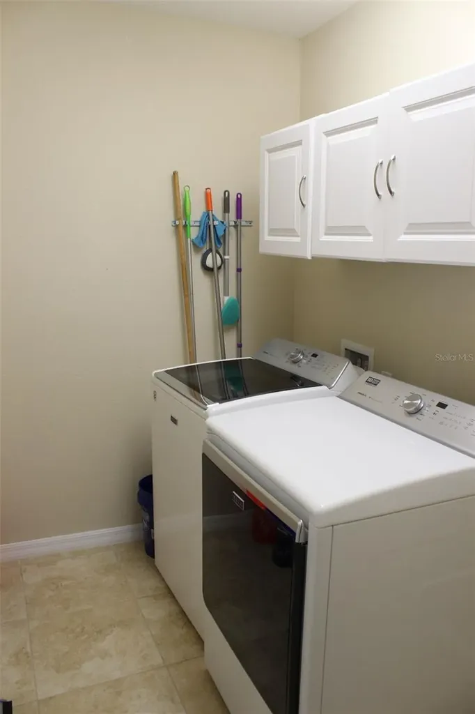 1408 Lanier Point Place Kissimmee FL 34746