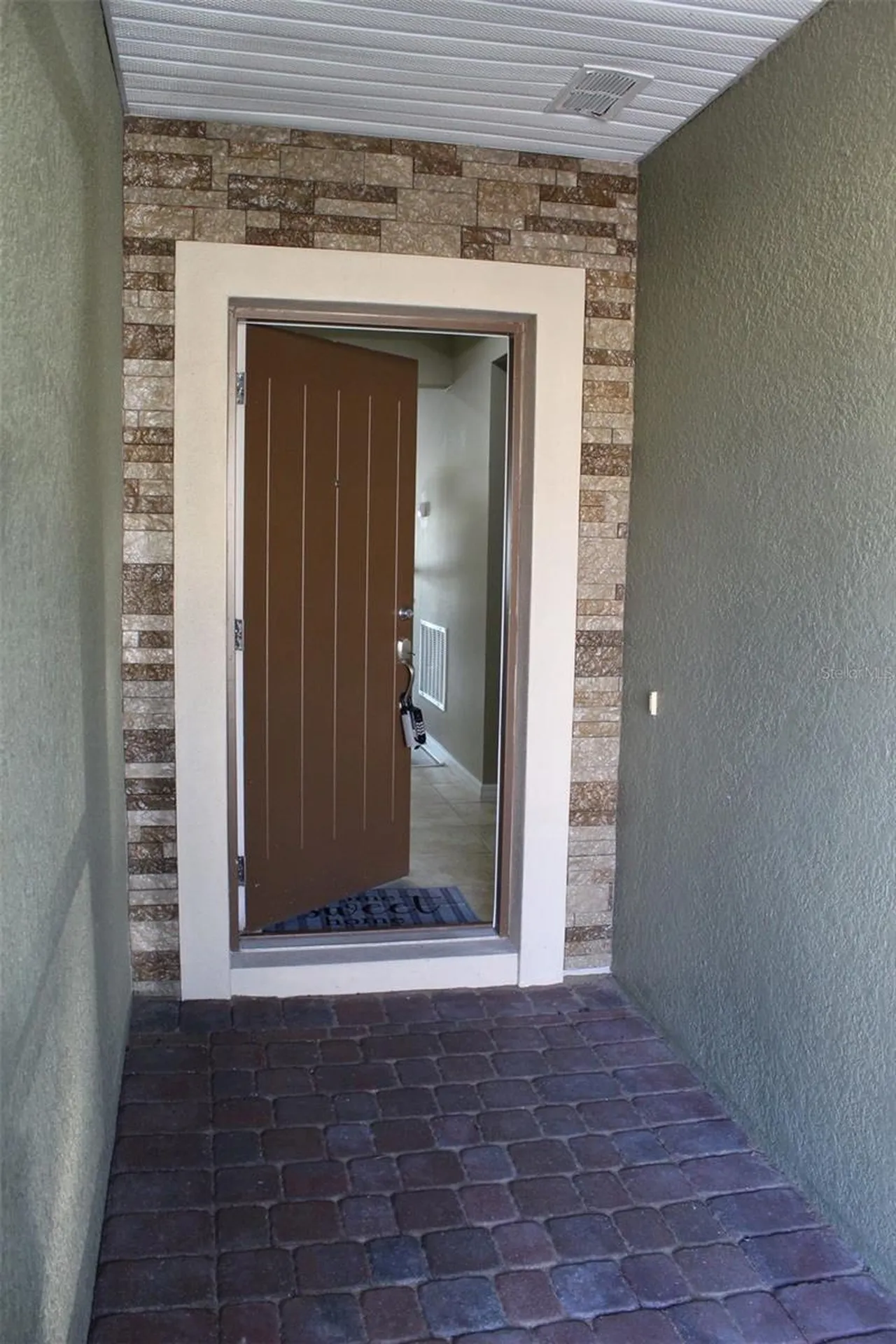 1408 Lanier Point Place Kissimmee FL 34746