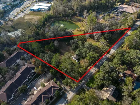 560 NW 39th Road Gainesville FL 32607