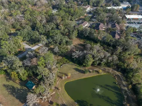 560 NW 39th Road Gainesville FL 32607