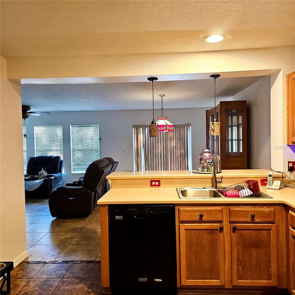 2568 Aventurine Street Kissimmee FL 34744