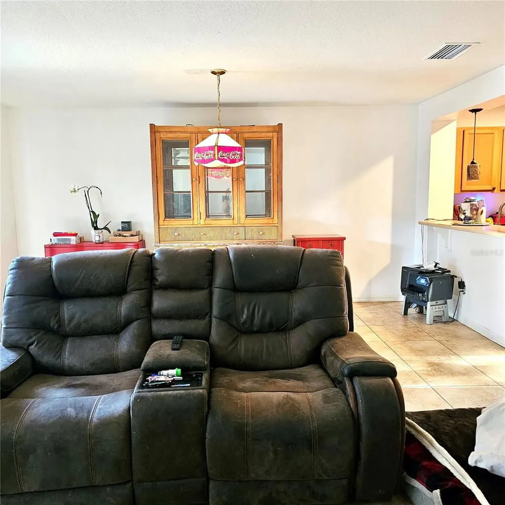 2568 Aventurine Street Kissimmee FL 34744