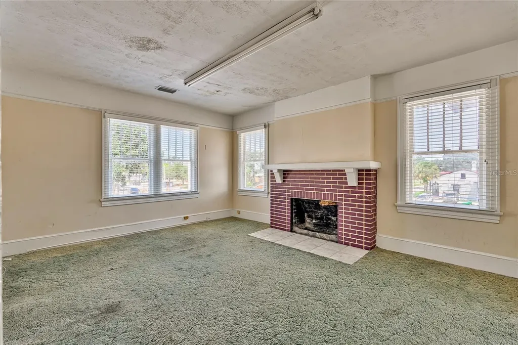 119 N 4th Street Palatka FL 32177