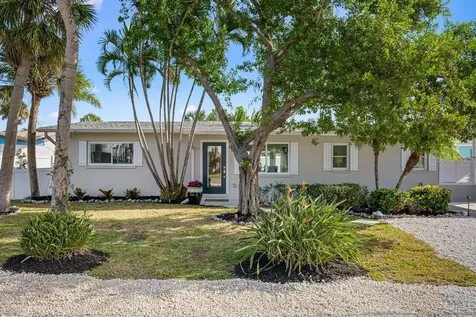 211 85TH Street Holmes Beach FL 34217