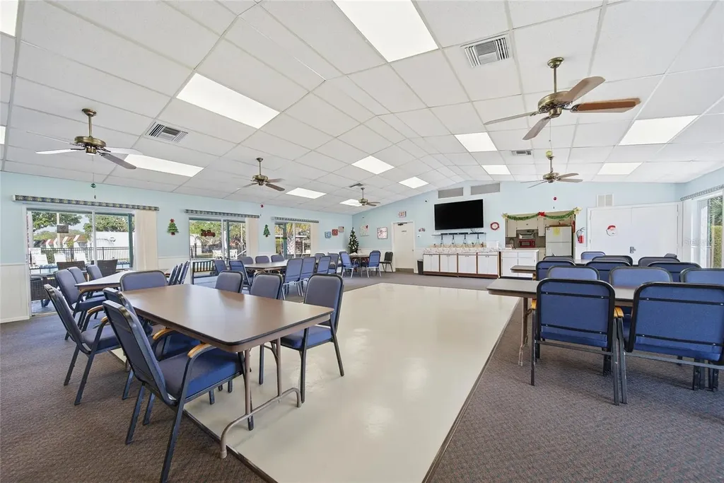 13717 Mission Oaks Boulevard Seminole FL 33776
