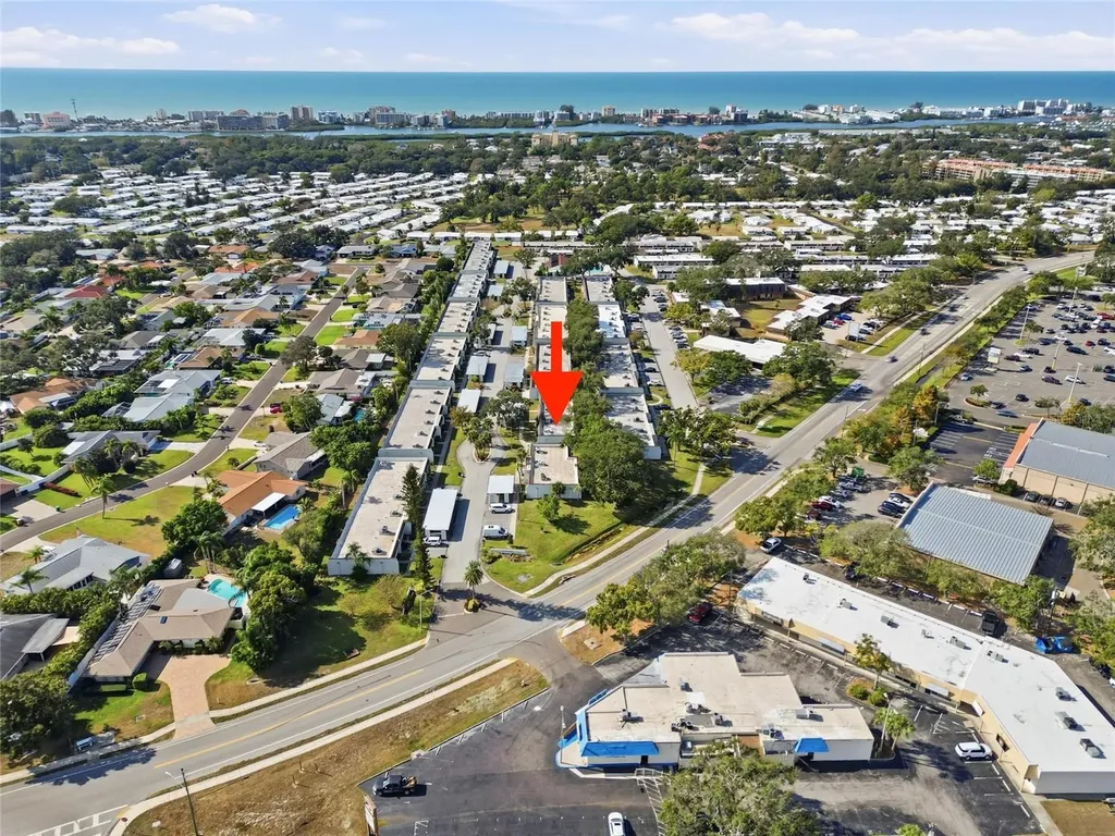 13717 Mission Oaks Boulevard Seminole FL 33776