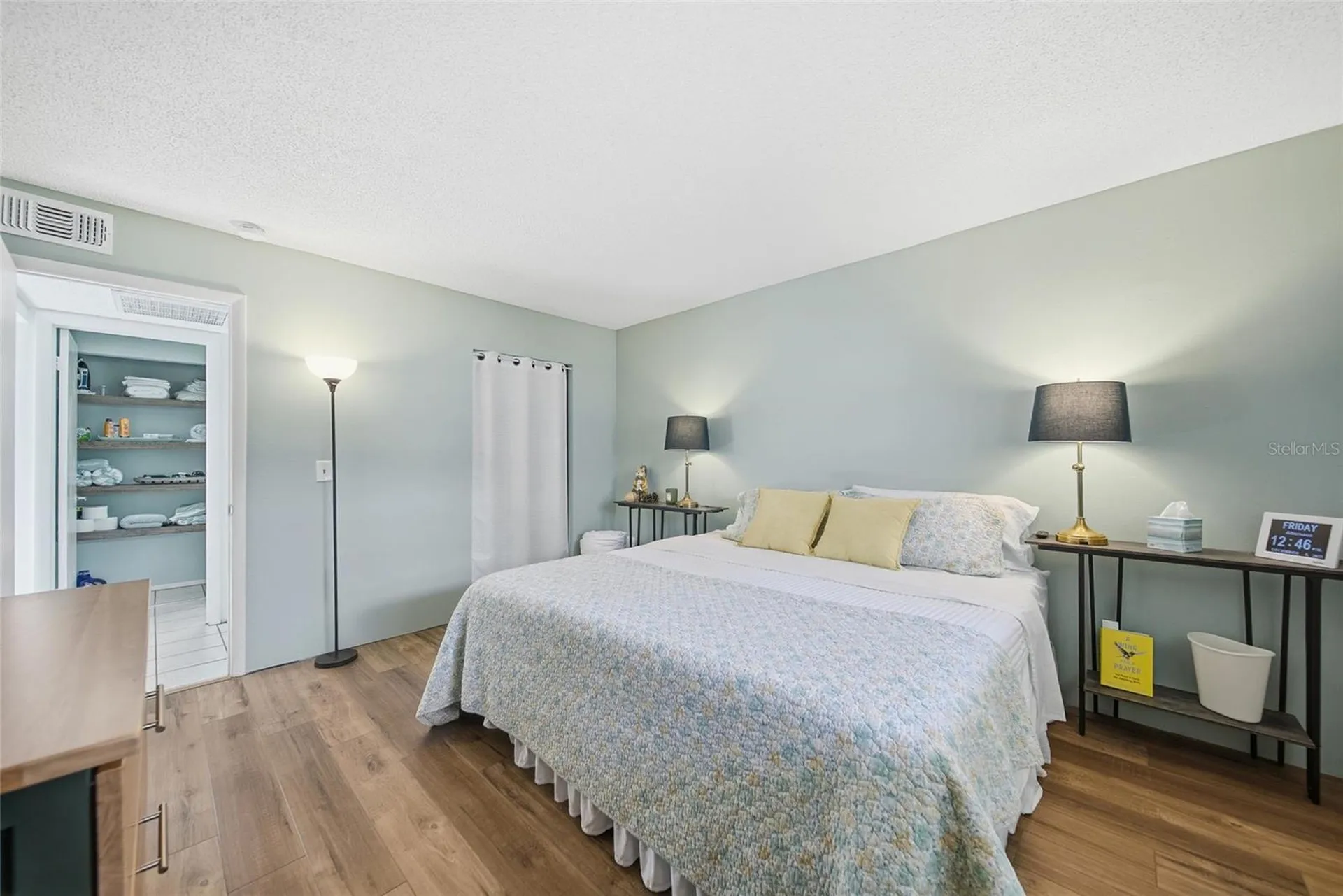 13717 Mission Oaks Boulevard Seminole FL 33776
