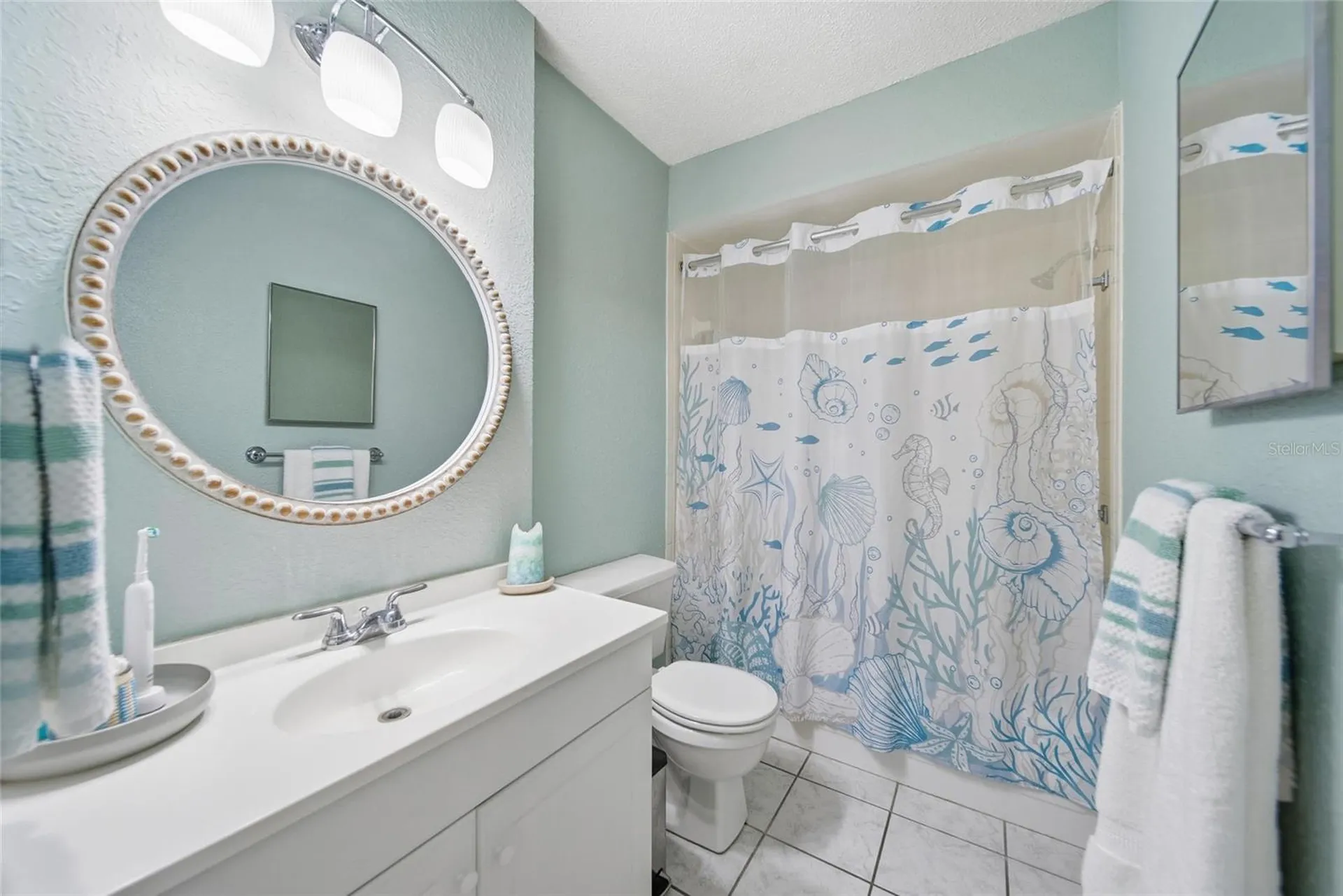 13717 Mission Oaks Boulevard Seminole FL 33776