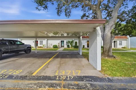13717 Mission Oaks Boulevard Seminole FL 33776