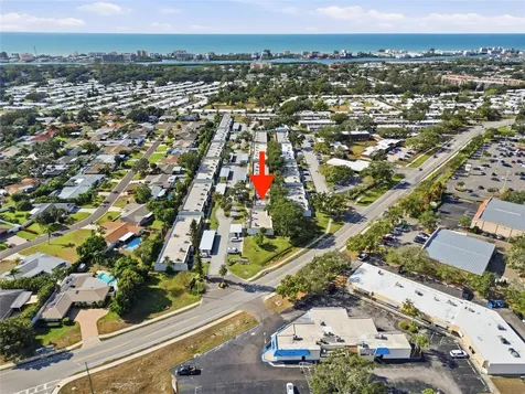 13717 Mission Oaks Boulevard Seminole FL 33776