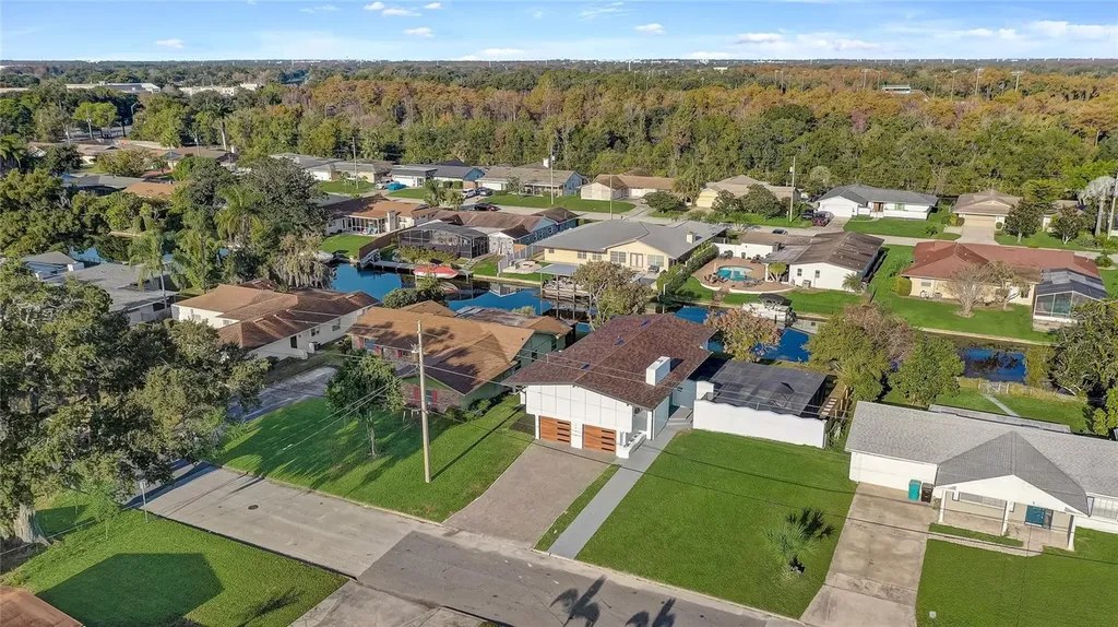 2419 Caribbean Court Orlando FL 32805