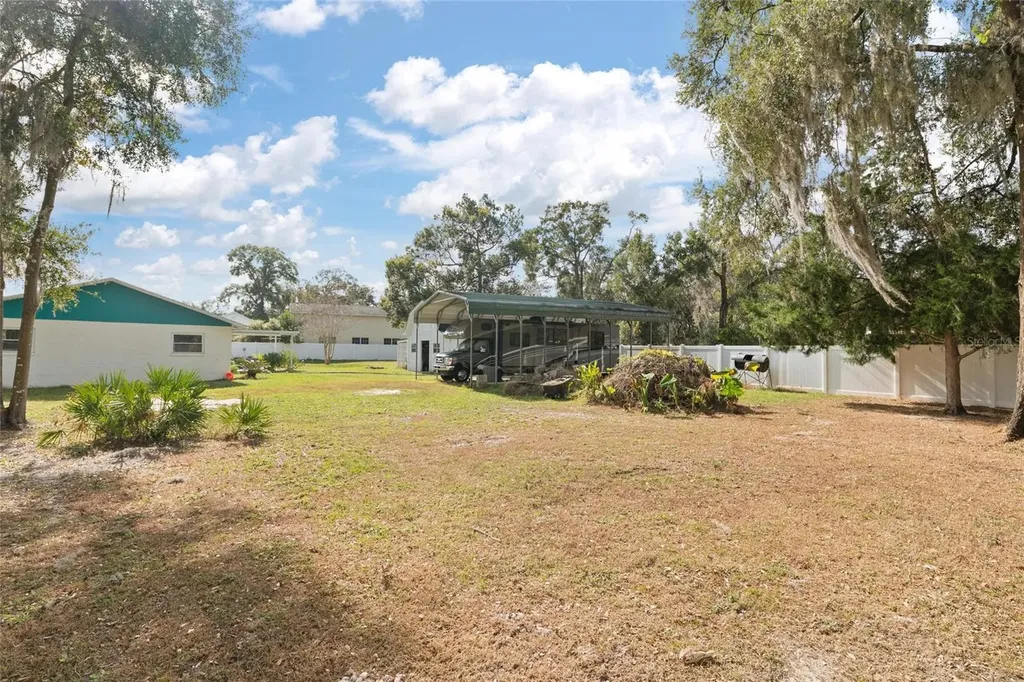 4871 Mockingbird Drive Dade City FL 33523