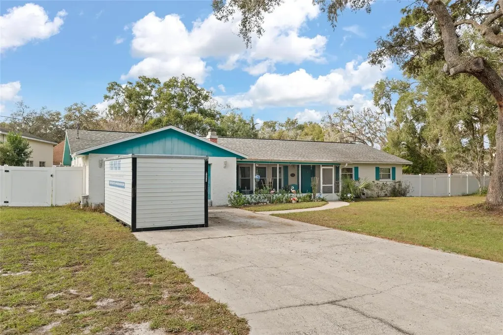 4871 Mockingbird Drive Dade City FL 33523
