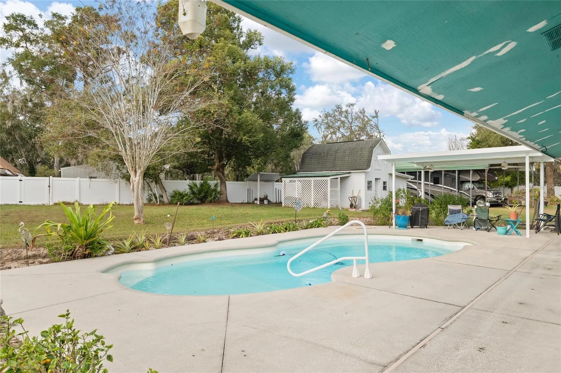 4871 Mockingbird Drive Dade City FL 33523