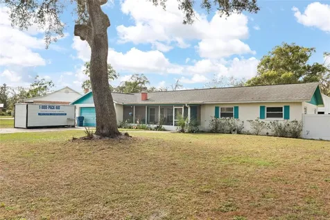 4871 Mockingbird Drive Dade City FL 33523