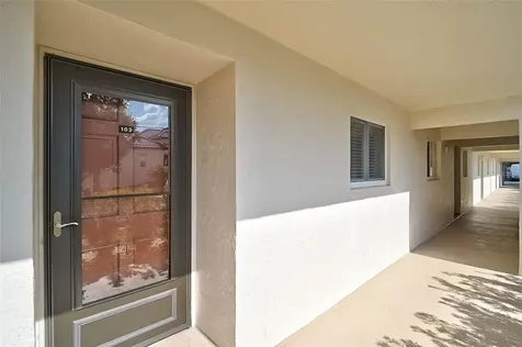 995 Laguna Drive Venice FL 34285