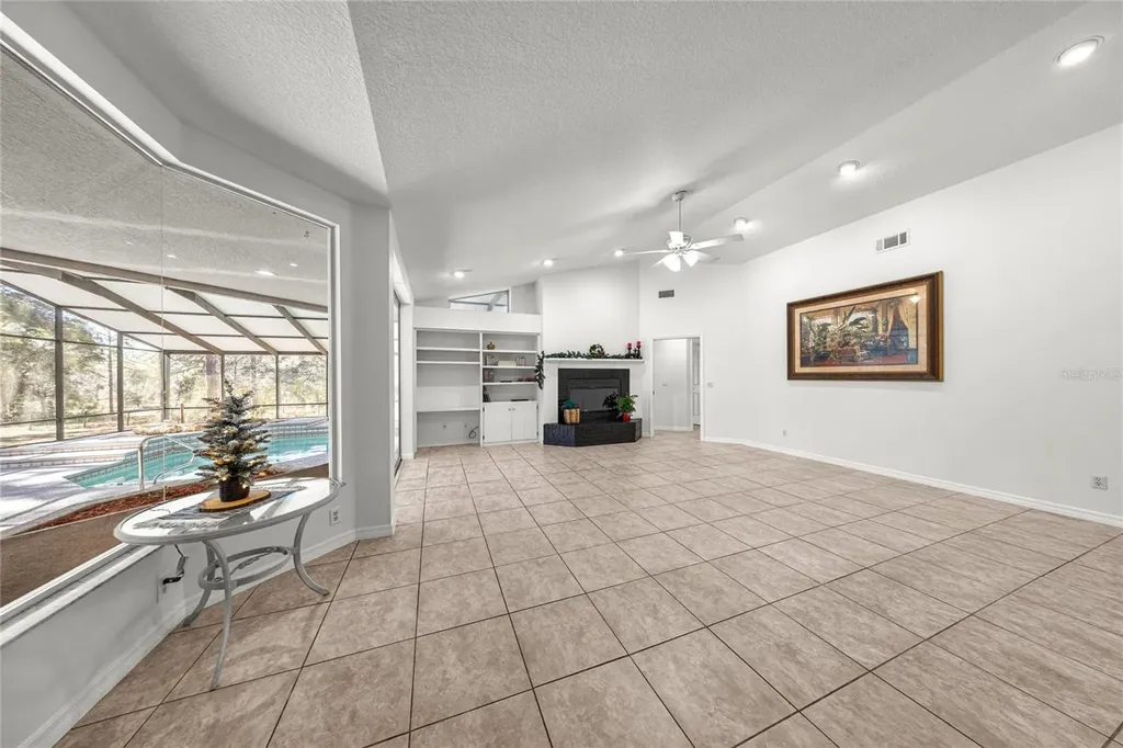 9600 N Holyoak Terrace Dunnellon FL 34433