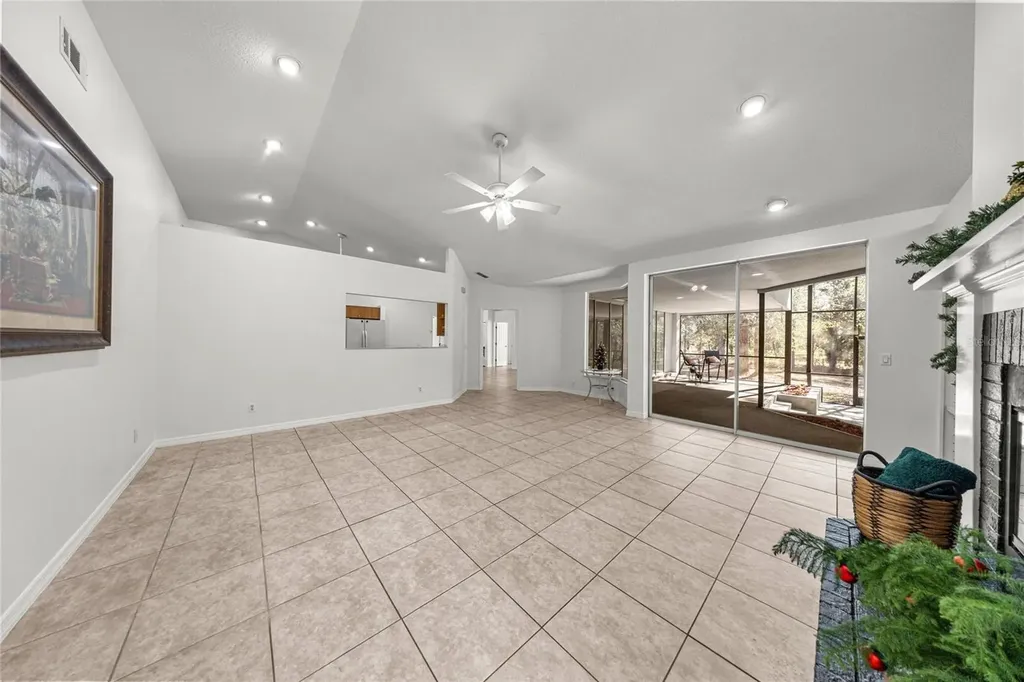 9600 N Holyoak Terrace Dunnellon FL 34433