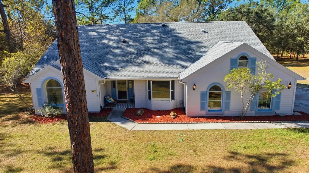 9600 N Holyoak Terrace Dunnellon FL 34433