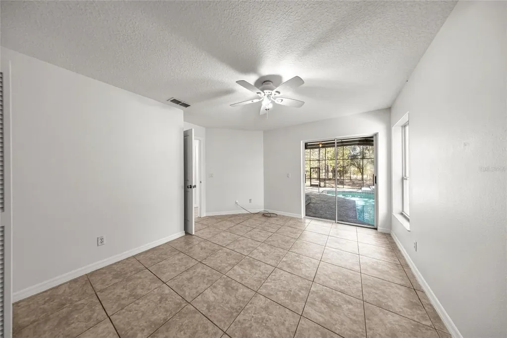 9600 N Holyoak Terrace Dunnellon FL 34433