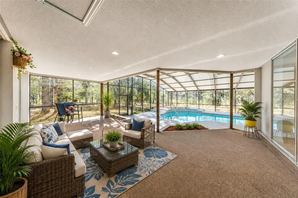 9600 N Holyoak Terrace Dunnellon FL 34433