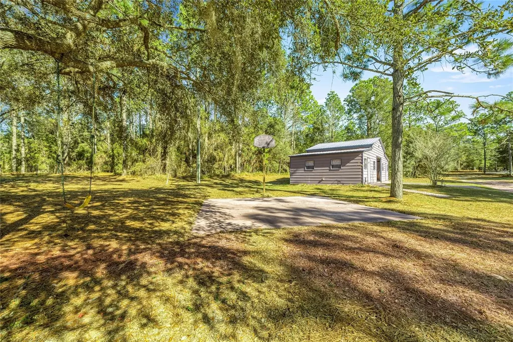 9600 N Holyoak Terrace Dunnellon FL 34433
