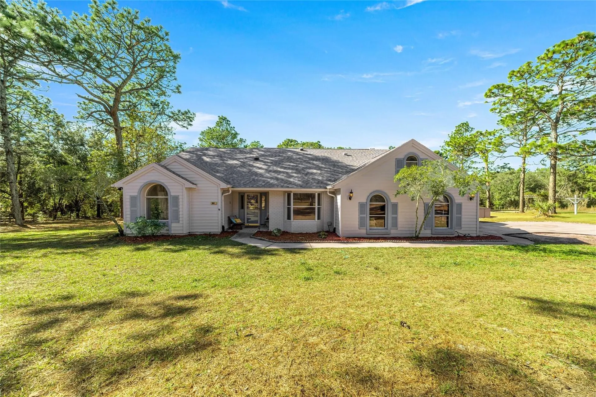 9600 N Holyoak Terrace Dunnellon FL 34433