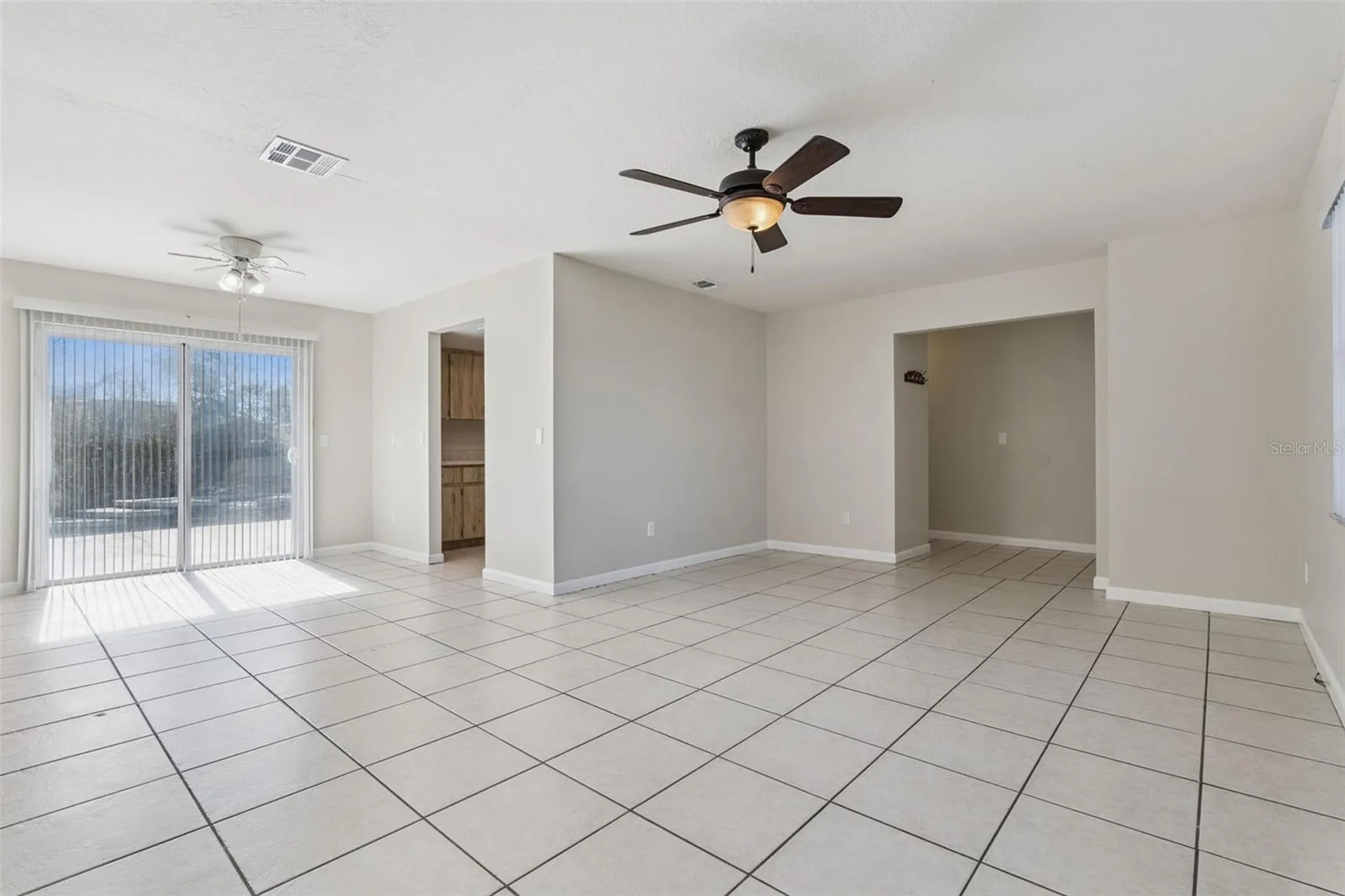 1911 Beacon Street Deltona FL 32738