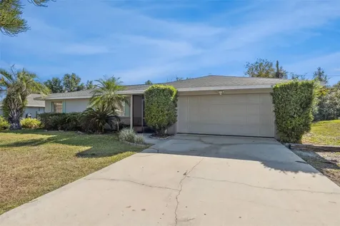 1911 Beacon Street Deltona FL 32738