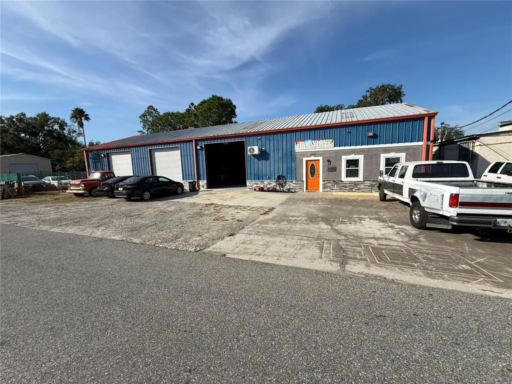 206 Stewart Street Auburndale FL 33823