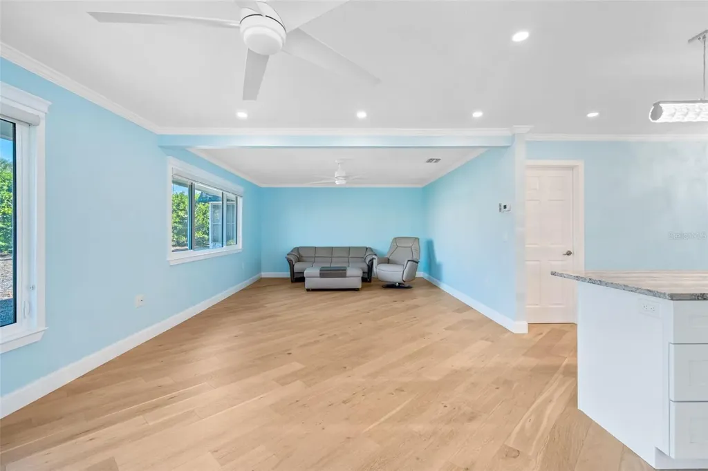 2305 Riverbluff Parkway Sarasota FL 34231