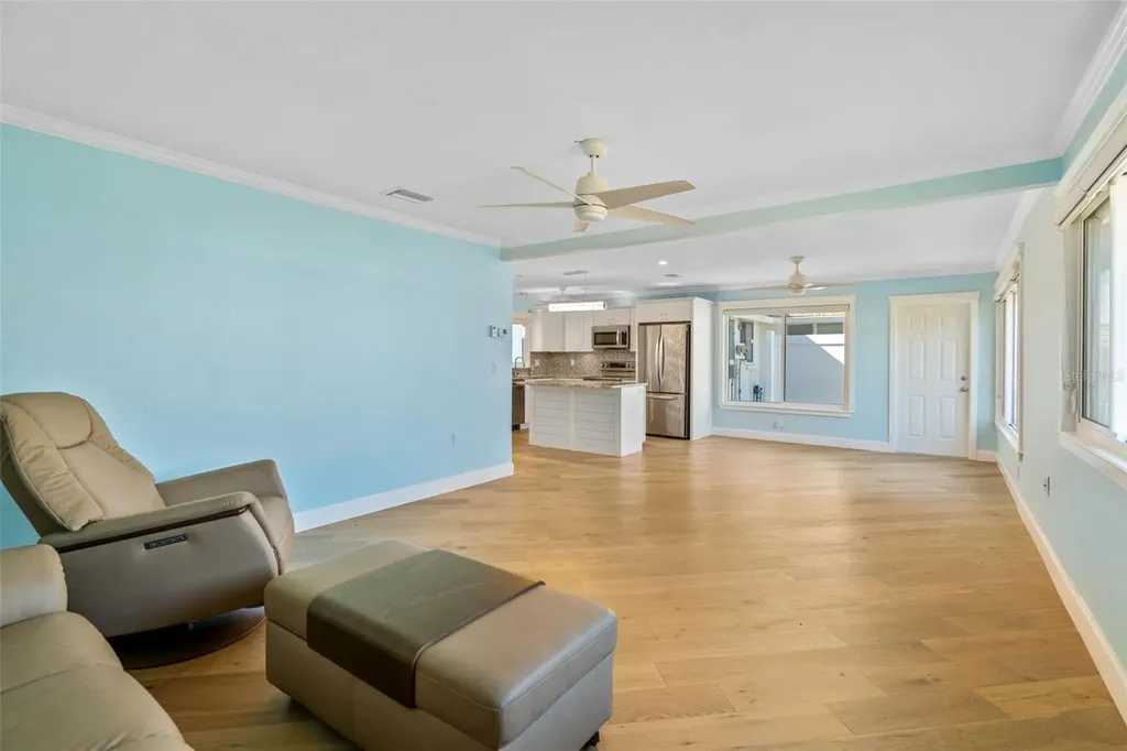 2305 Riverbluff Parkway Sarasota FL 34231
