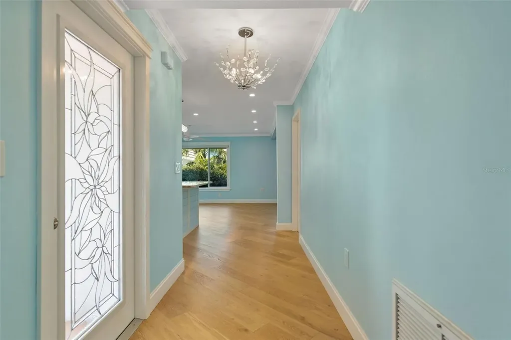 2305 Riverbluff Parkway Sarasota FL 34231