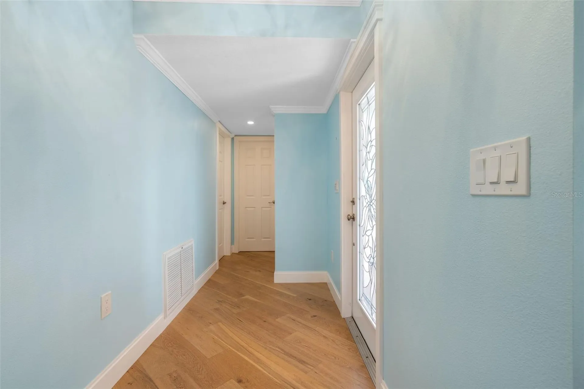 2305 Riverbluff Parkway Sarasota FL 34231