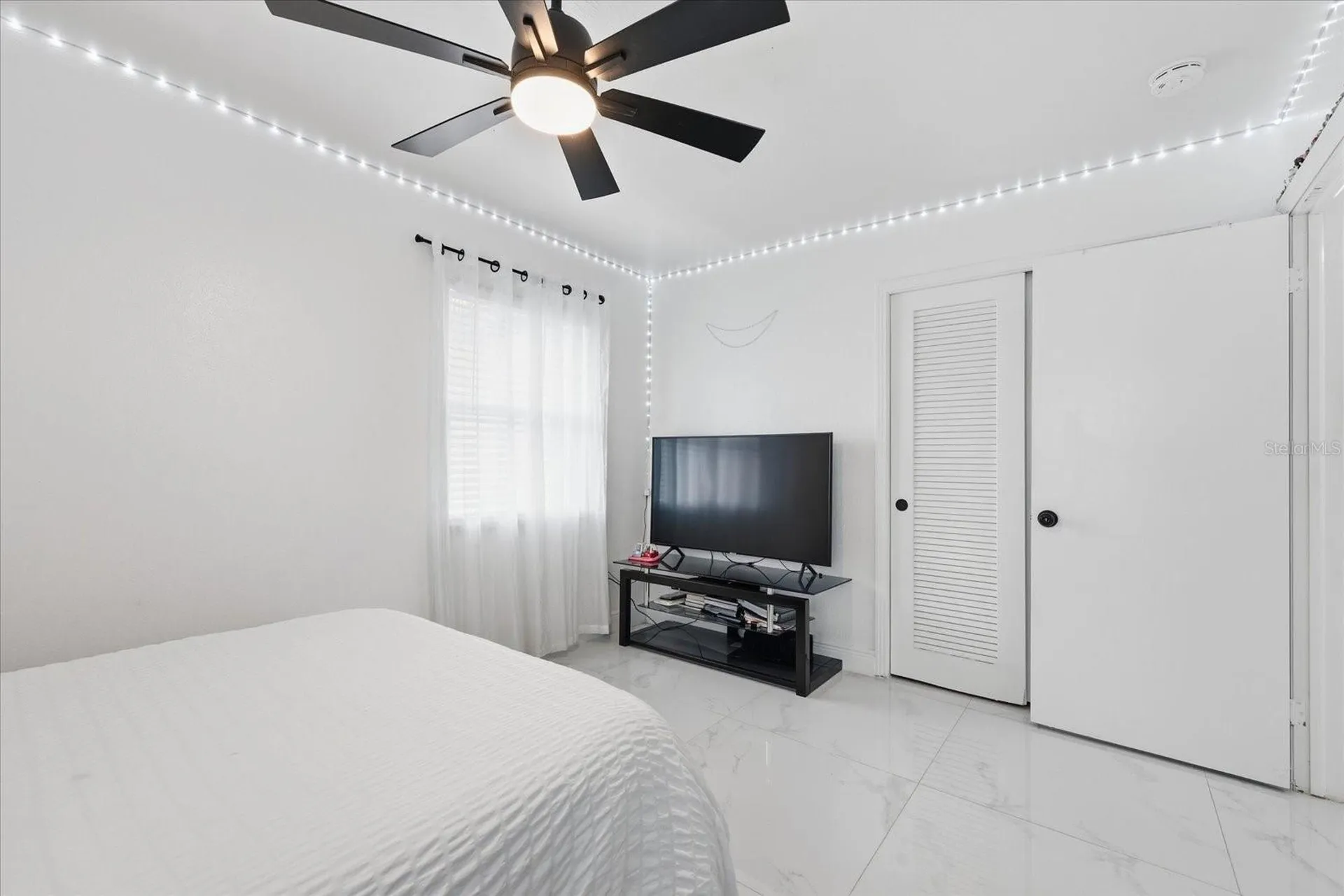 2521 W Minnehaha Street Tampa FL 33614