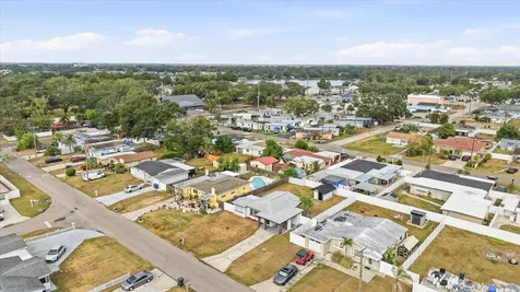 2521 W Minnehaha Street Tampa FL 33614