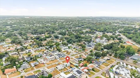 2521 W Minnehaha Street Tampa FL 33614