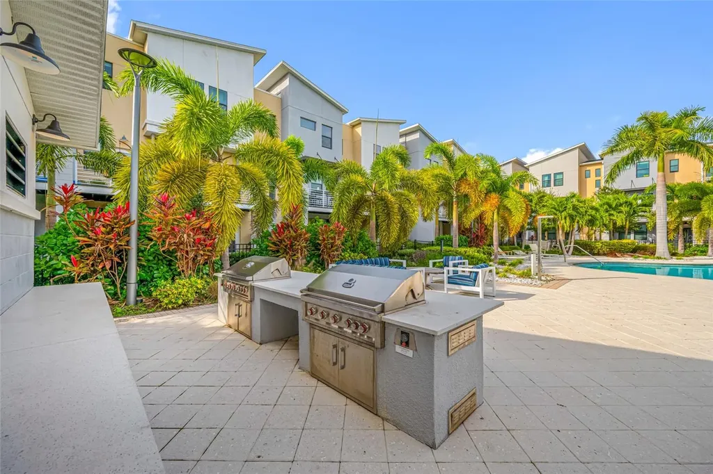 1171 25th Lane N St Petersburg FL 33713