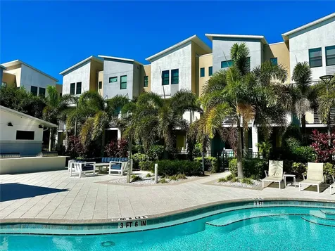 1171 25th Lane N St Petersburg FL 33713