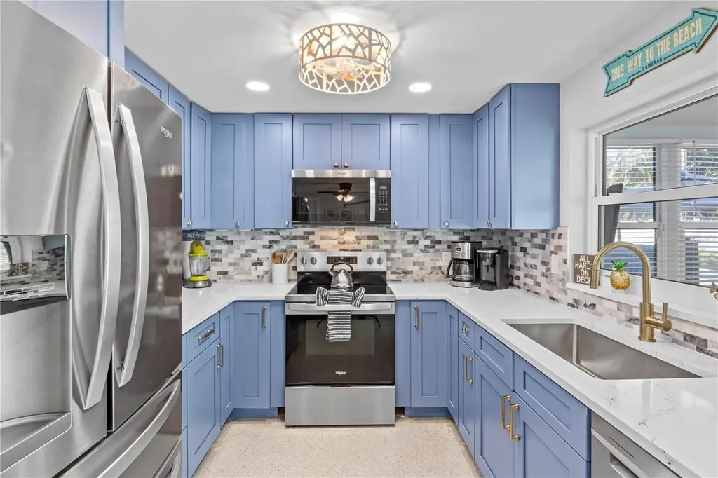 305 67th Street Holmes Beach FL 34217