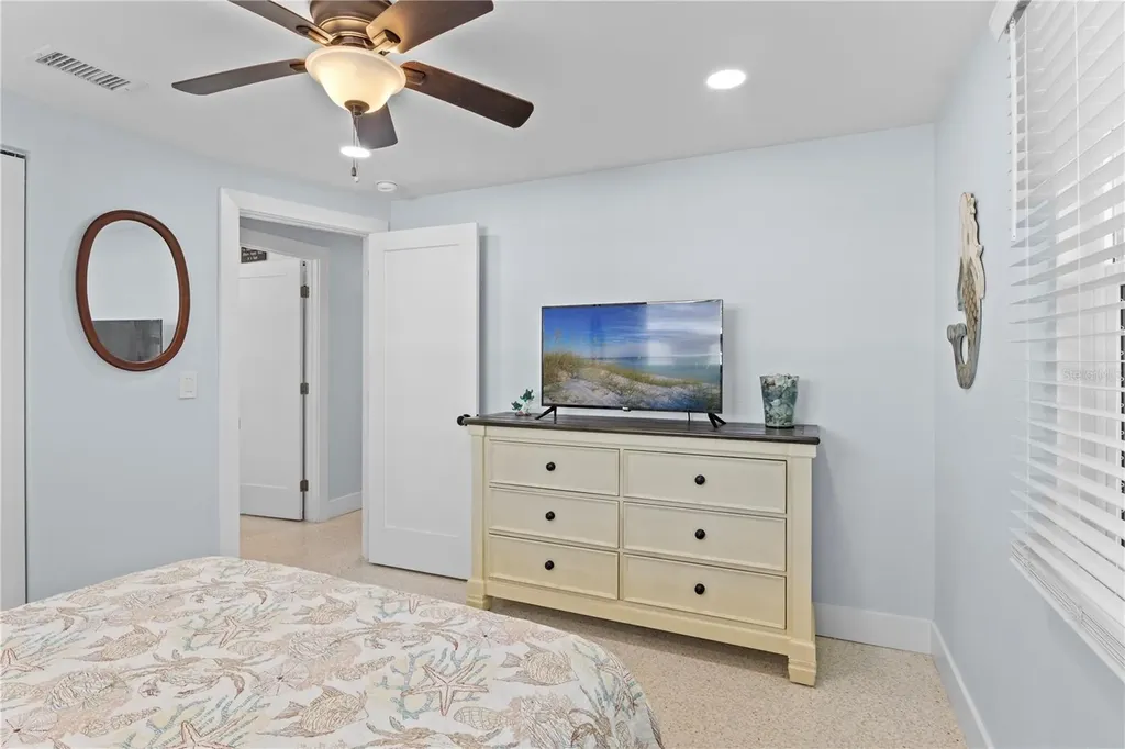 305 67th Street Holmes Beach FL 34217